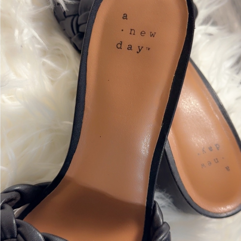 A New Day Black Minimalist Sandals